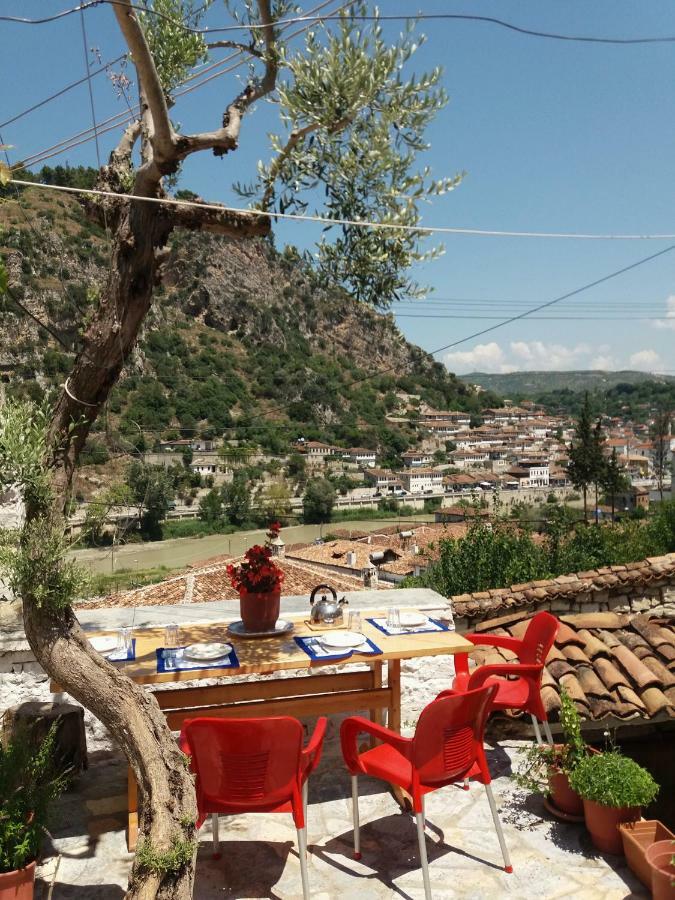 Teo'S Guest House Berat Exteriér fotografie